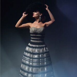 Elegant Black and Cream Strapless Evening Dress Gown Pageant Jovani Couture